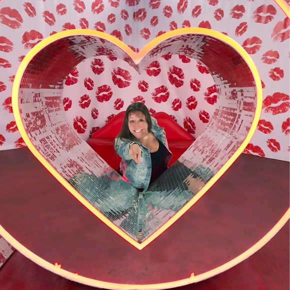 Meet your Posher, Karyn - Picture 8 of 8